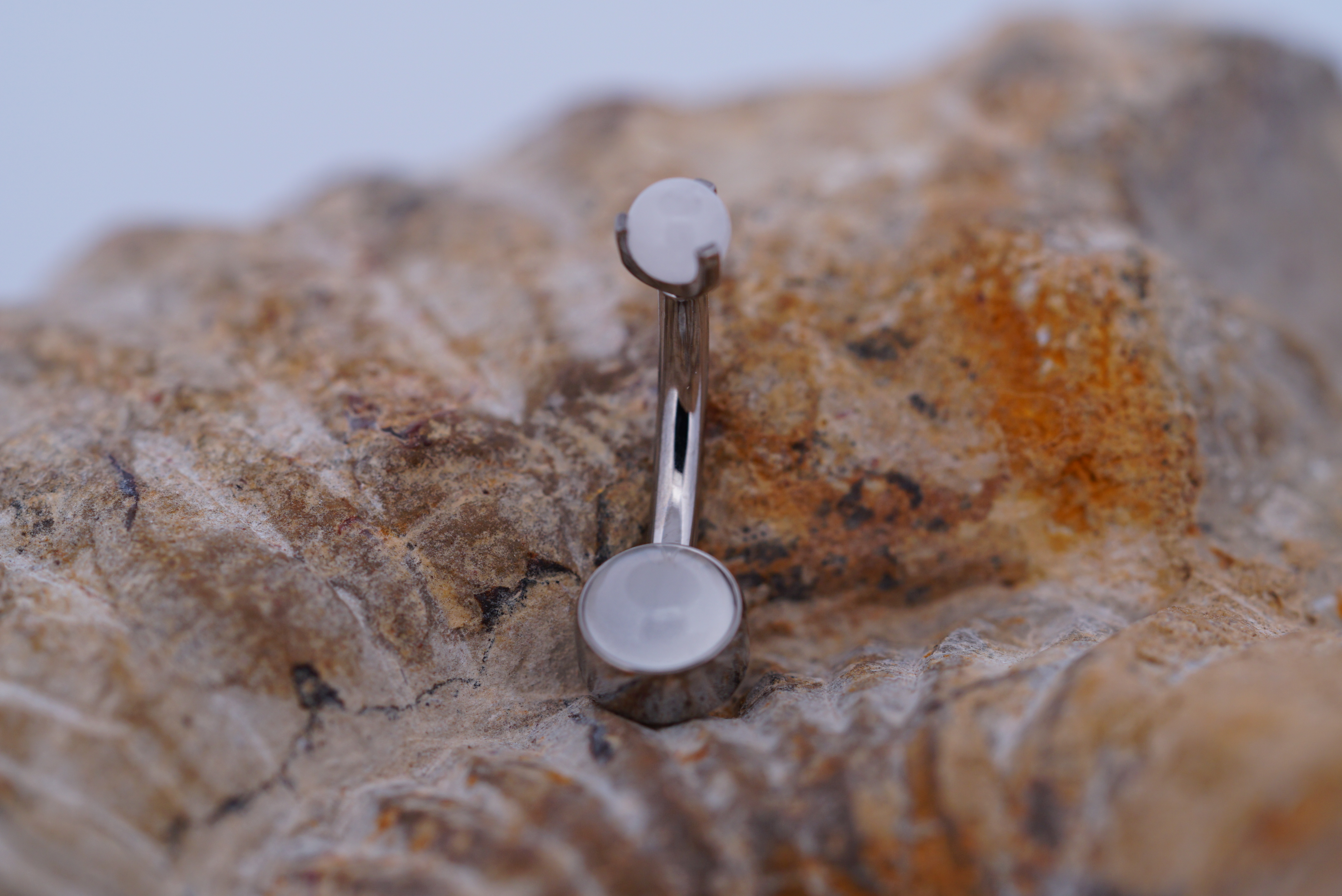 Natural Stone Bezel Navel Curve (Option: 12g 3/8 Moonstone 6mm bottom 4mm claw prong top)