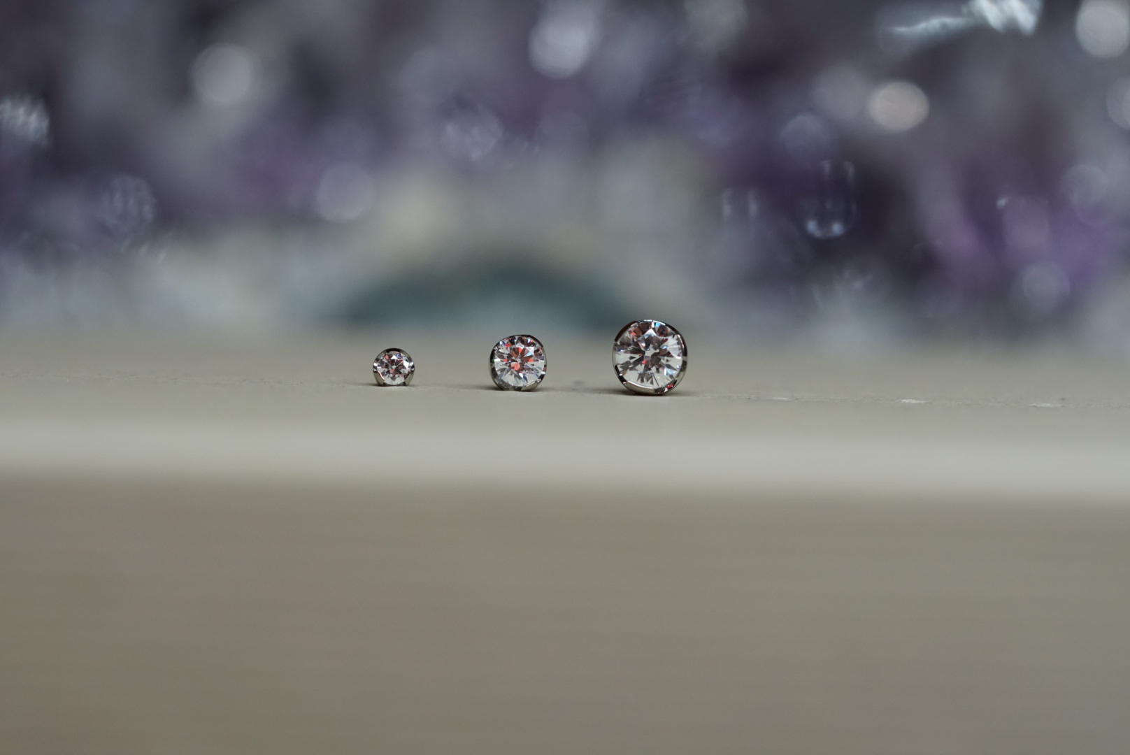 CZ Ti Three Prong Gem (Option: 2mm threadless (18g and 16g only))