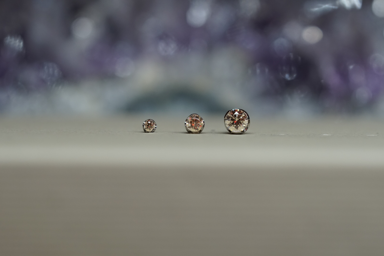 Champagne Ti Three Prong Gem (Option: 2mm threadless (18g and 16g only))